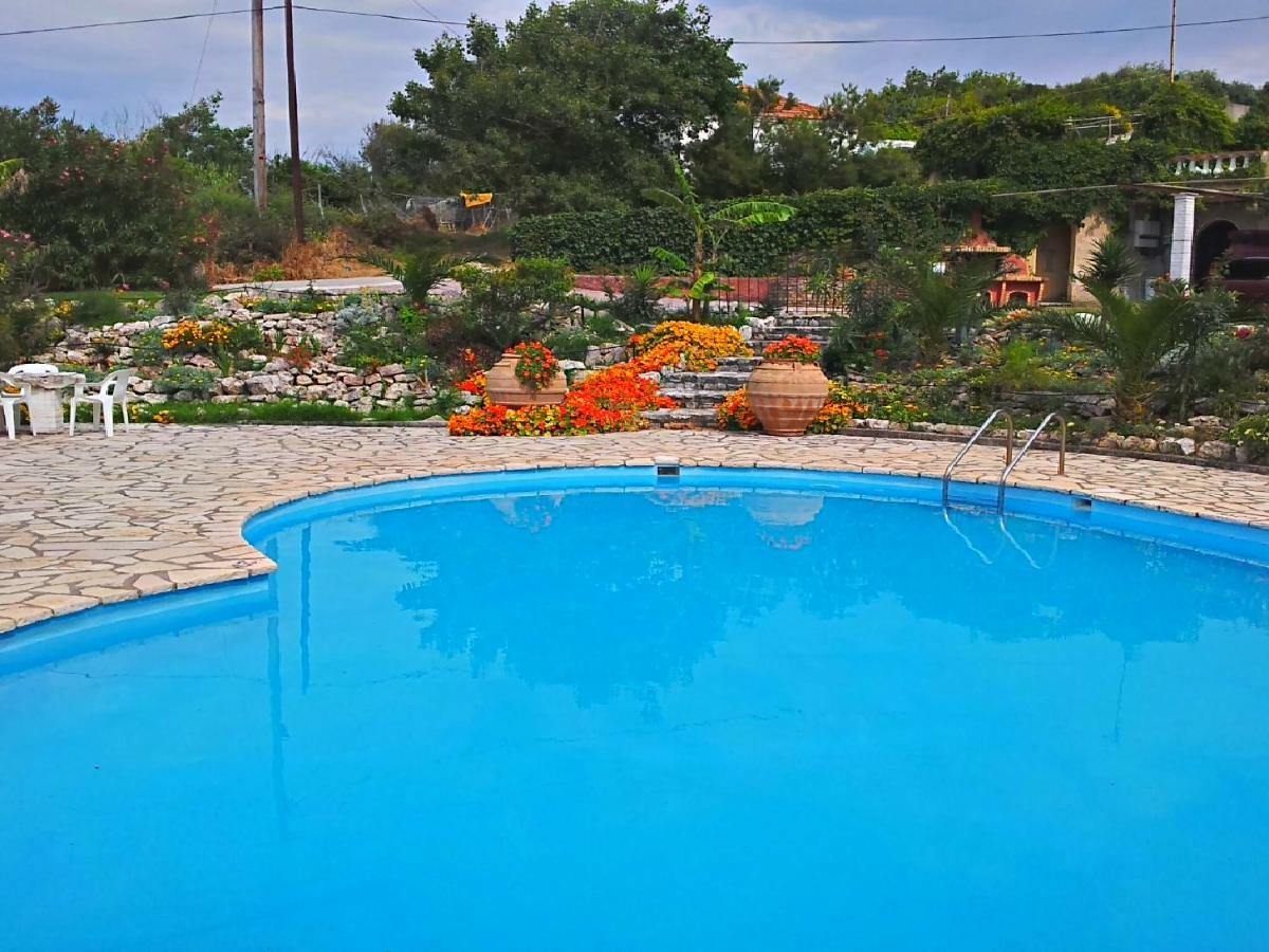 Angela Apartments Pool Gardens And Sea Views Agios Stefanos Avliotes (Corfu) Exterior foto